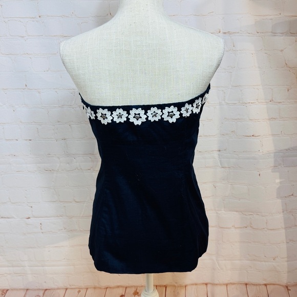J. Crew Navy Blue Strapless Top with White Floral Flower Accents S 6 - Picture 4 of 6